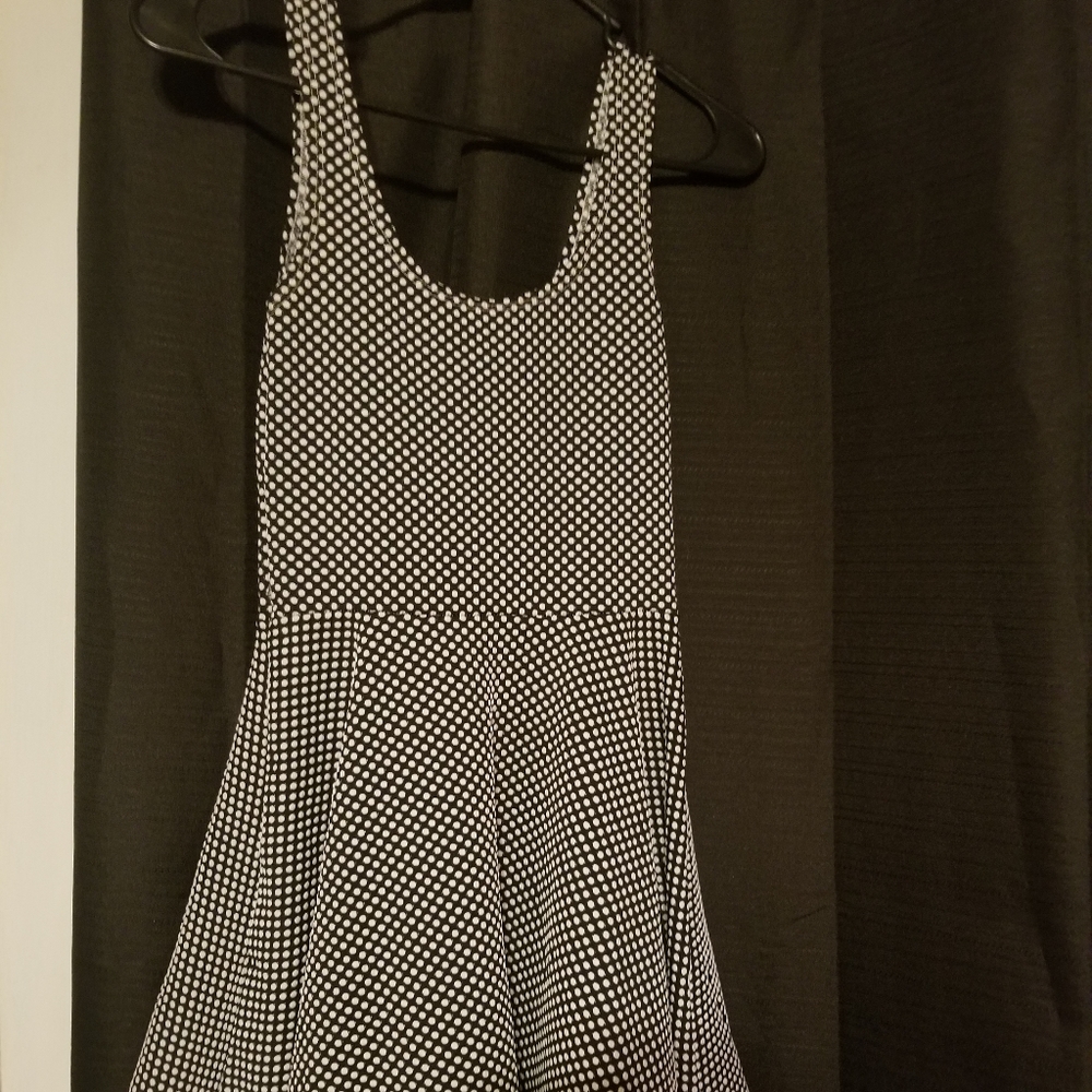 Polka dot skater dress - Picture 2 of 4